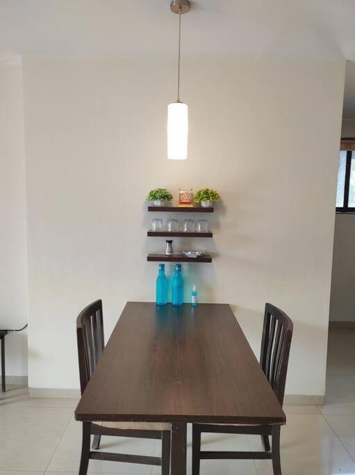 Apartment 1bhk Ac Service 116 Pune