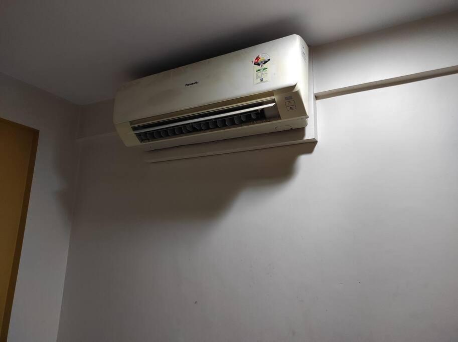 1bhk Ac Service 116 *
